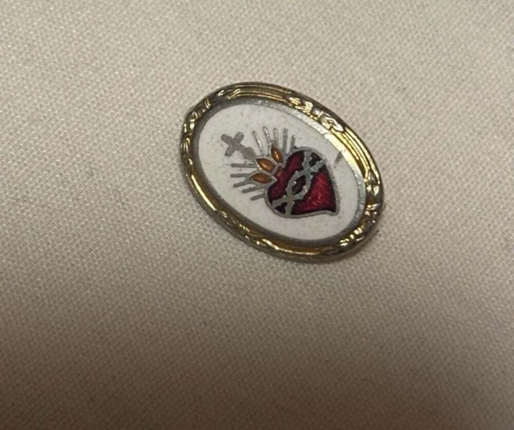 Vintage Sacred Heart of Jesus Enamel Religious Lapel Pin Brooch